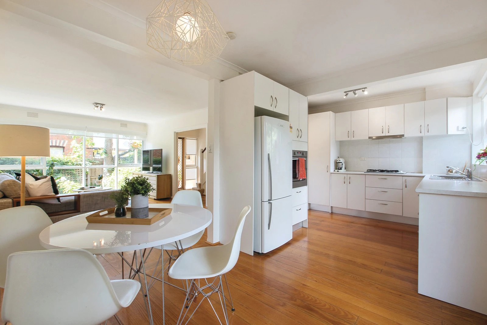 3/12 Wattle Valley Road, Canterbury, VIC