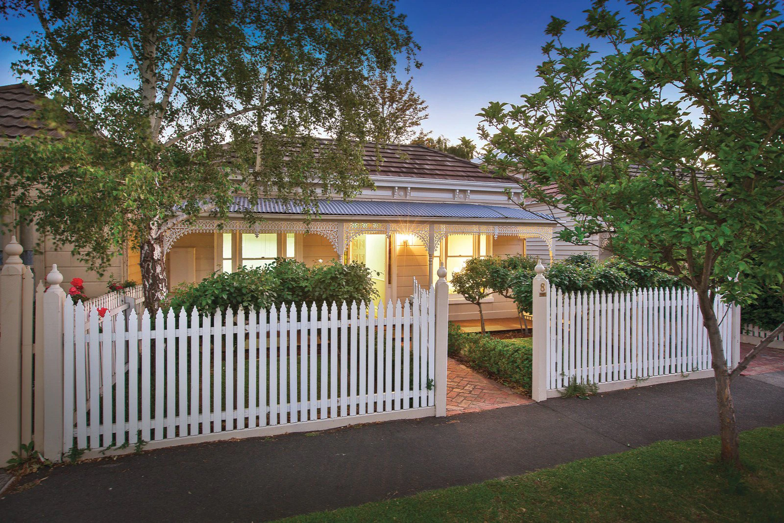 8 Churchill Grove, Hawthorn, VIC