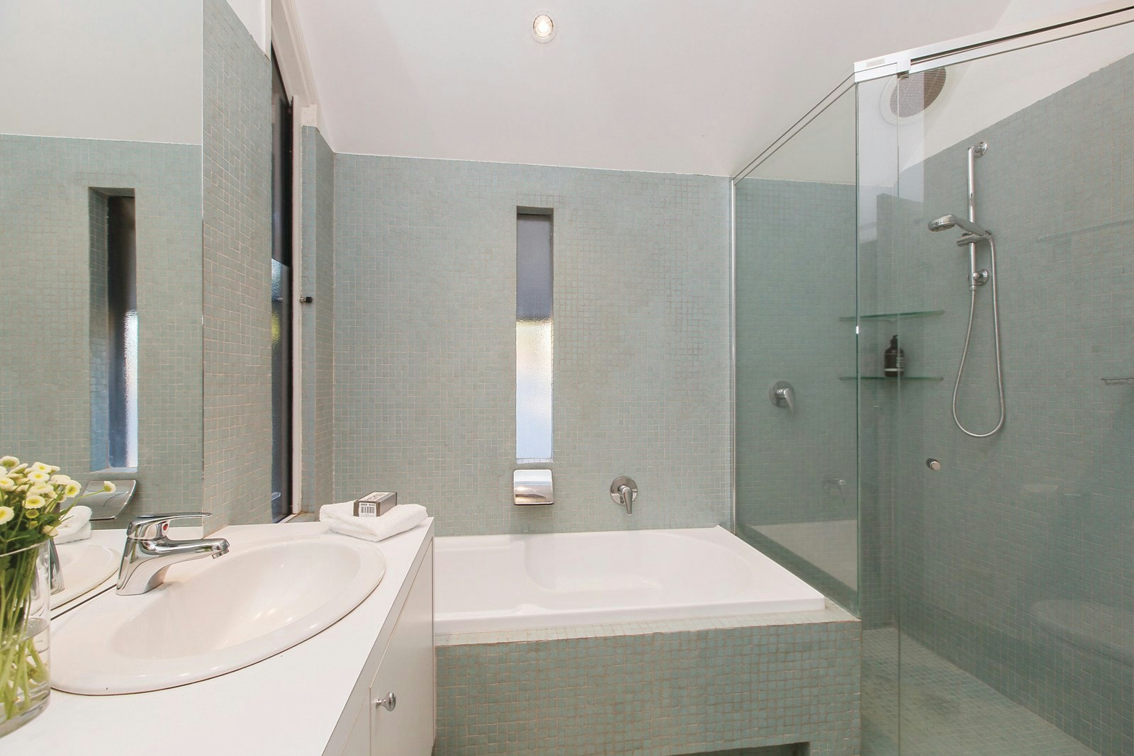 67 Carter Street, Middle Park, VIC