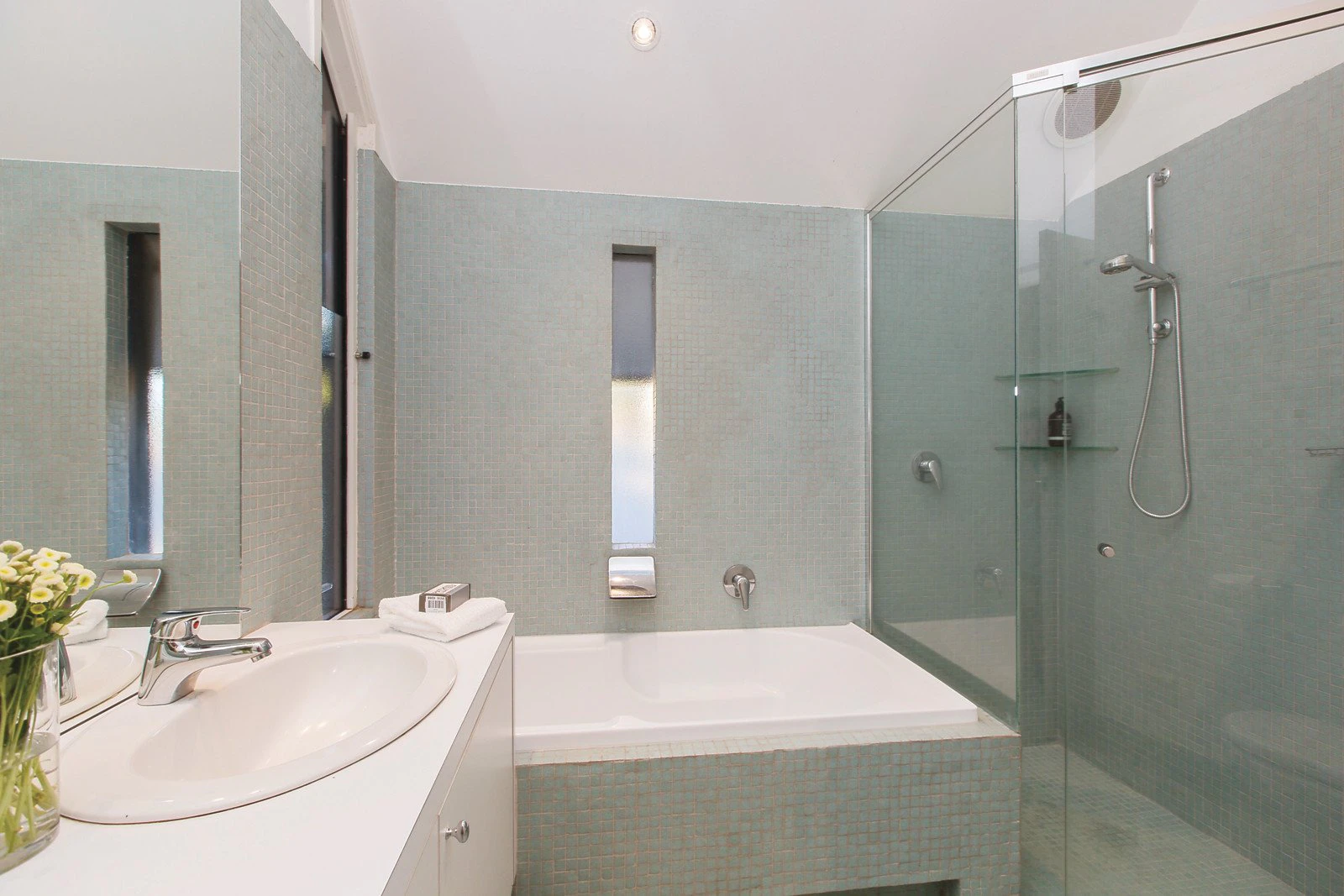 67 Carter Street, Middle Park, VIC