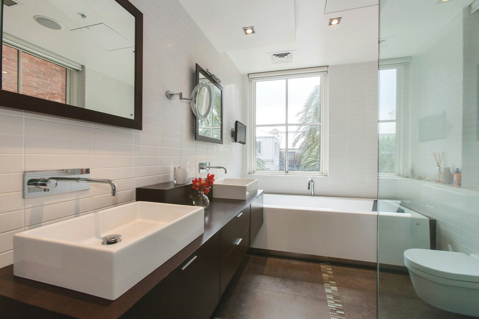 13/9 Beach Street, Port Melbourne, VIC