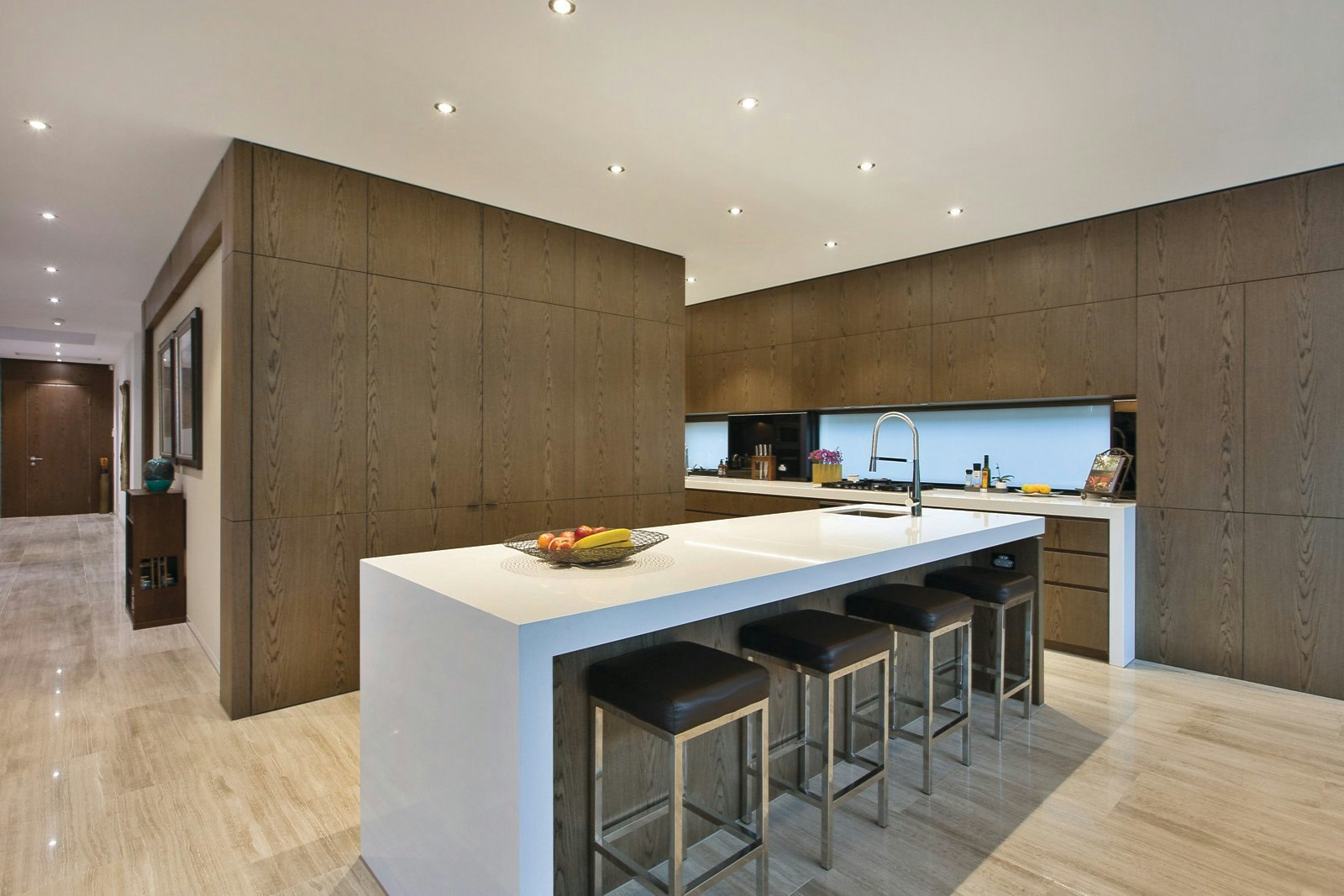 8 Merrion Grove, Kew, VIC