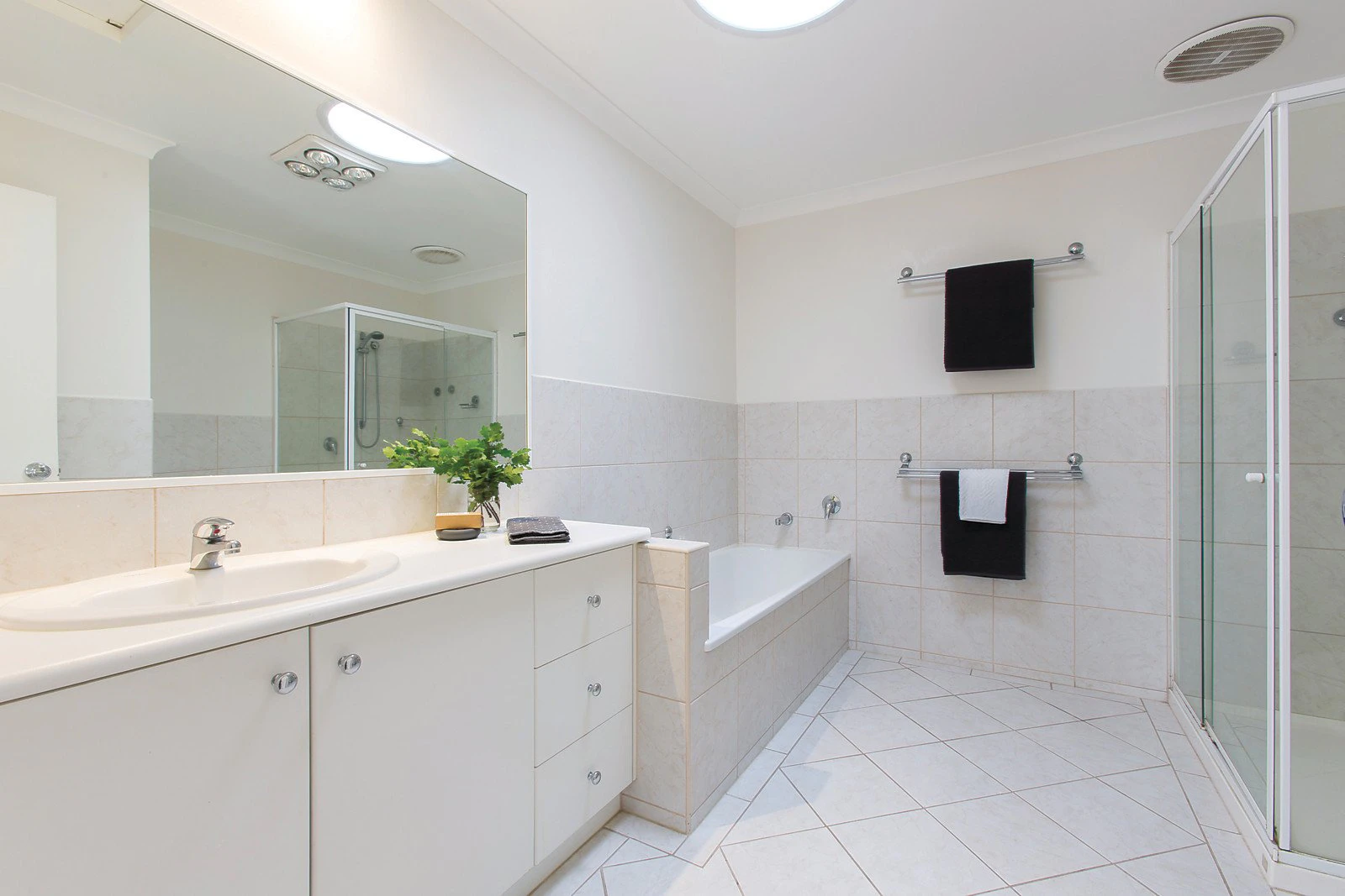 2/75 Victory Boulevard, Ashburton, VIC