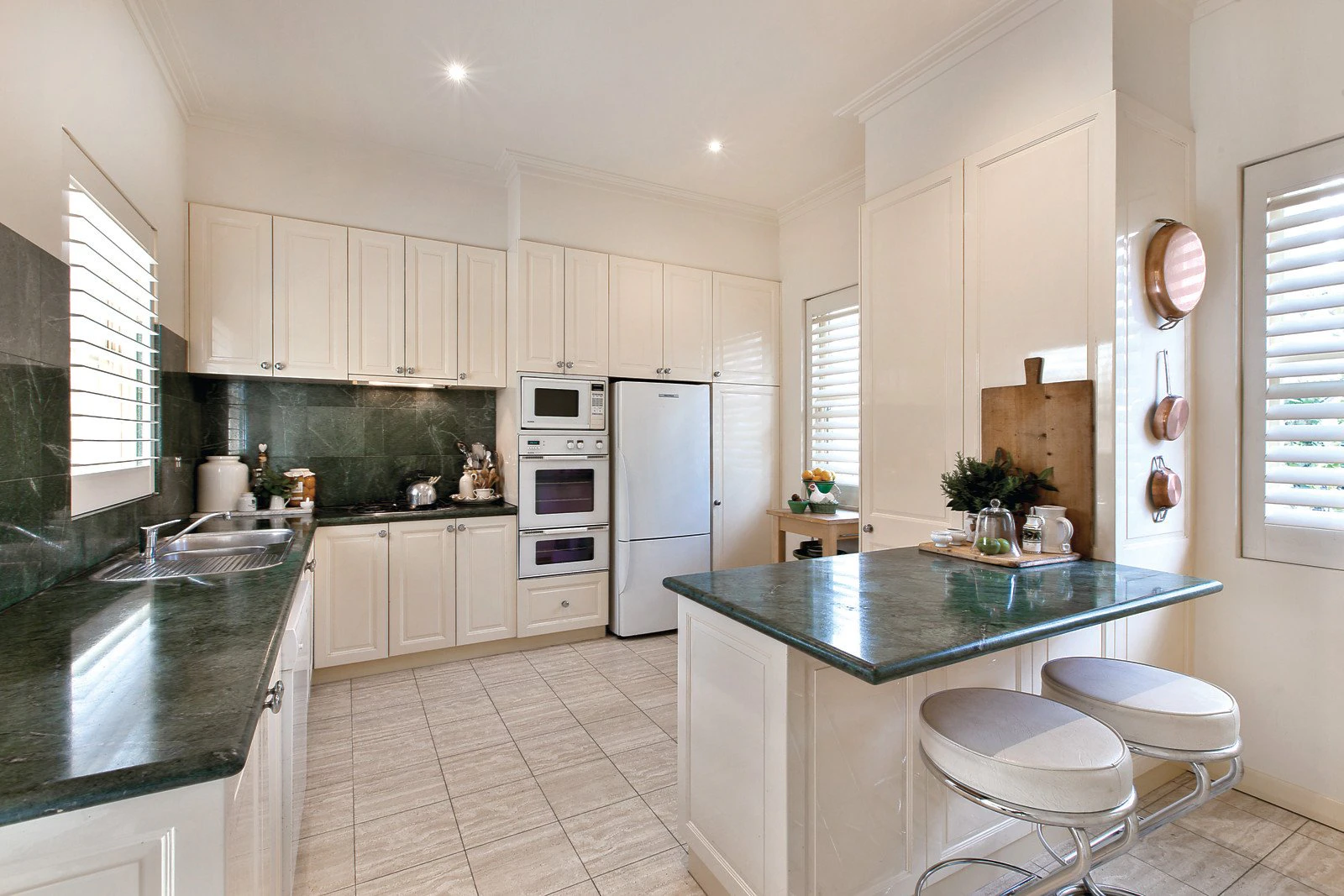2/1105 Malvern Road, Toorak, VIC