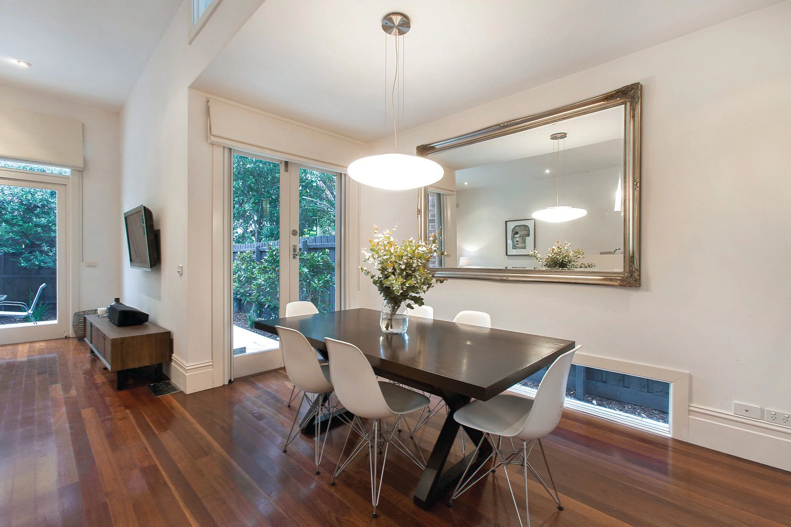 16 Wrexham Road, Prahran, VIC