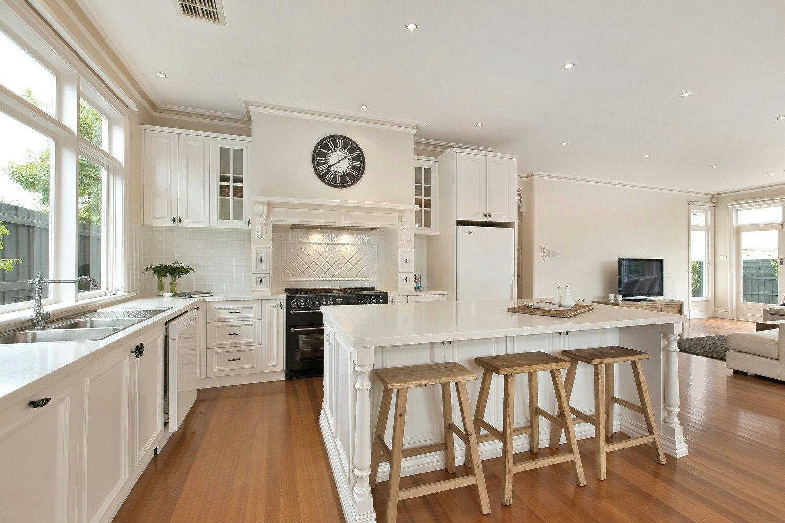 18 Alma Street, Malvern East, VIC