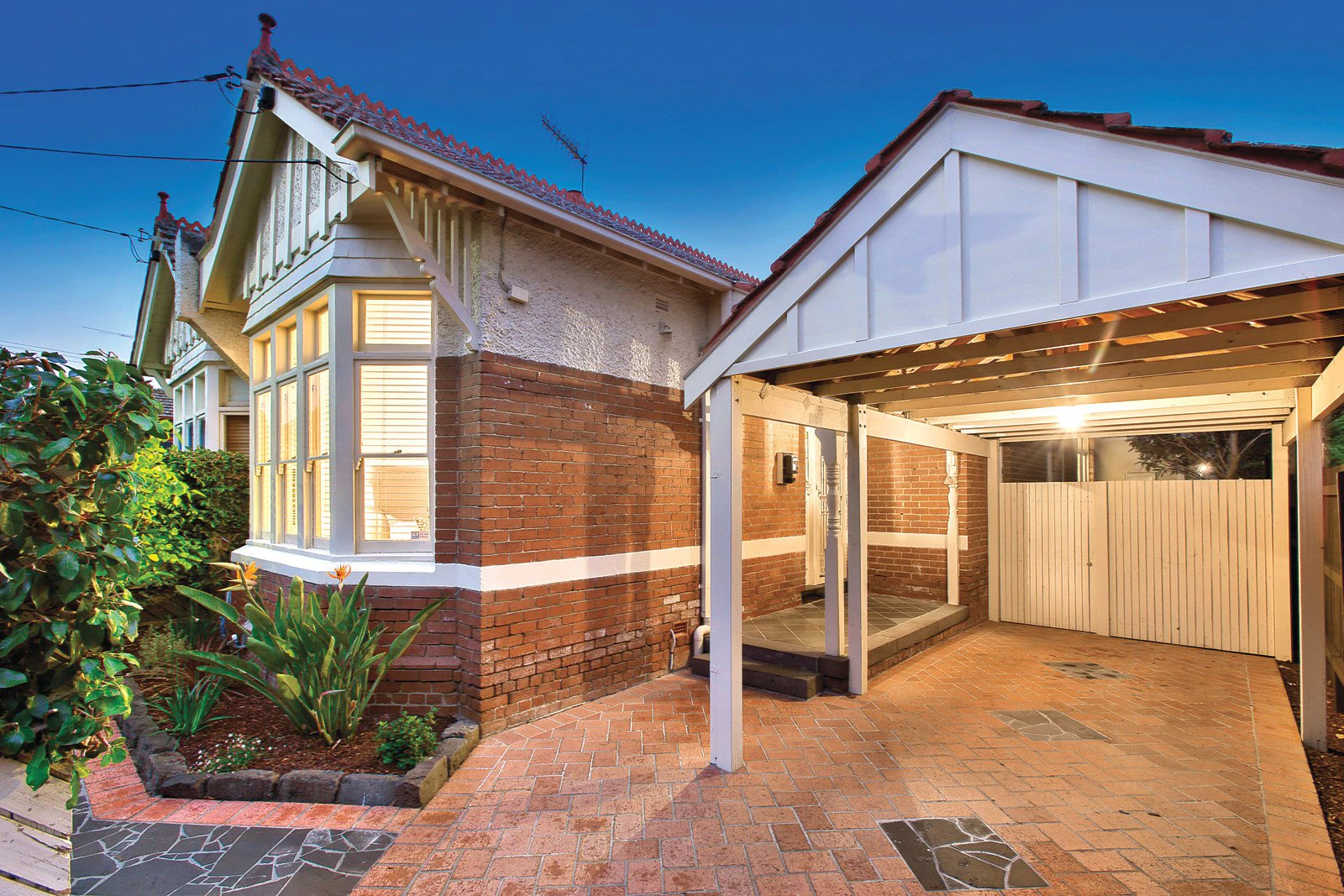 16 Wrexham Road, Prahran, VIC