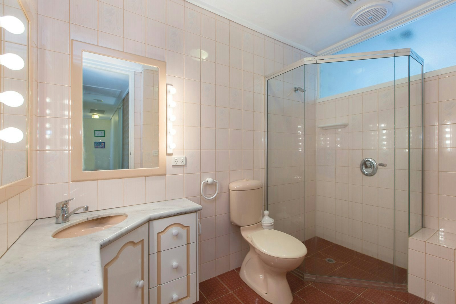 1/54 Sackville Street, Kew, VIC