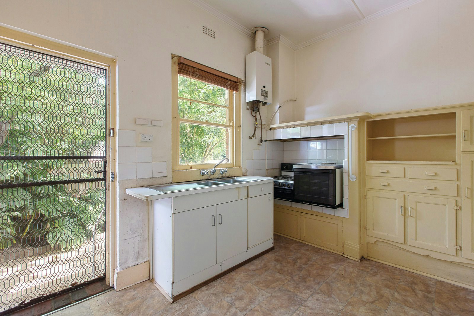 8 Glen Iris Road, Camberwell, VIC