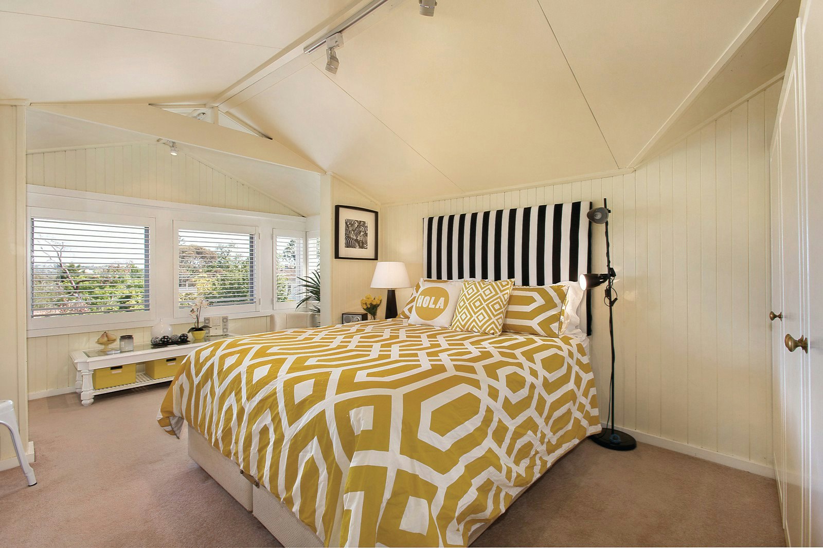 6 Miller Grove, Kew, VIC