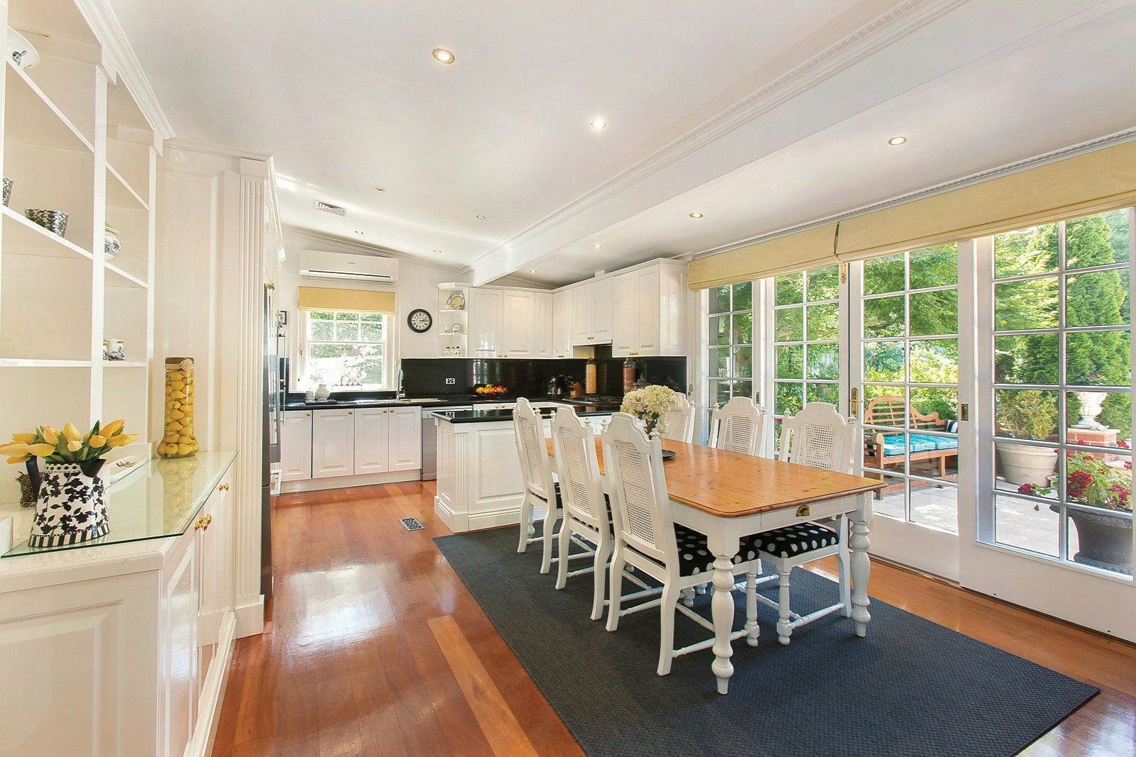 6 Miller Grove, Kew, VIC