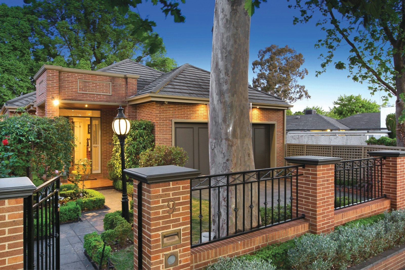 9 Gwenda Avenue, Canterbury, VIC