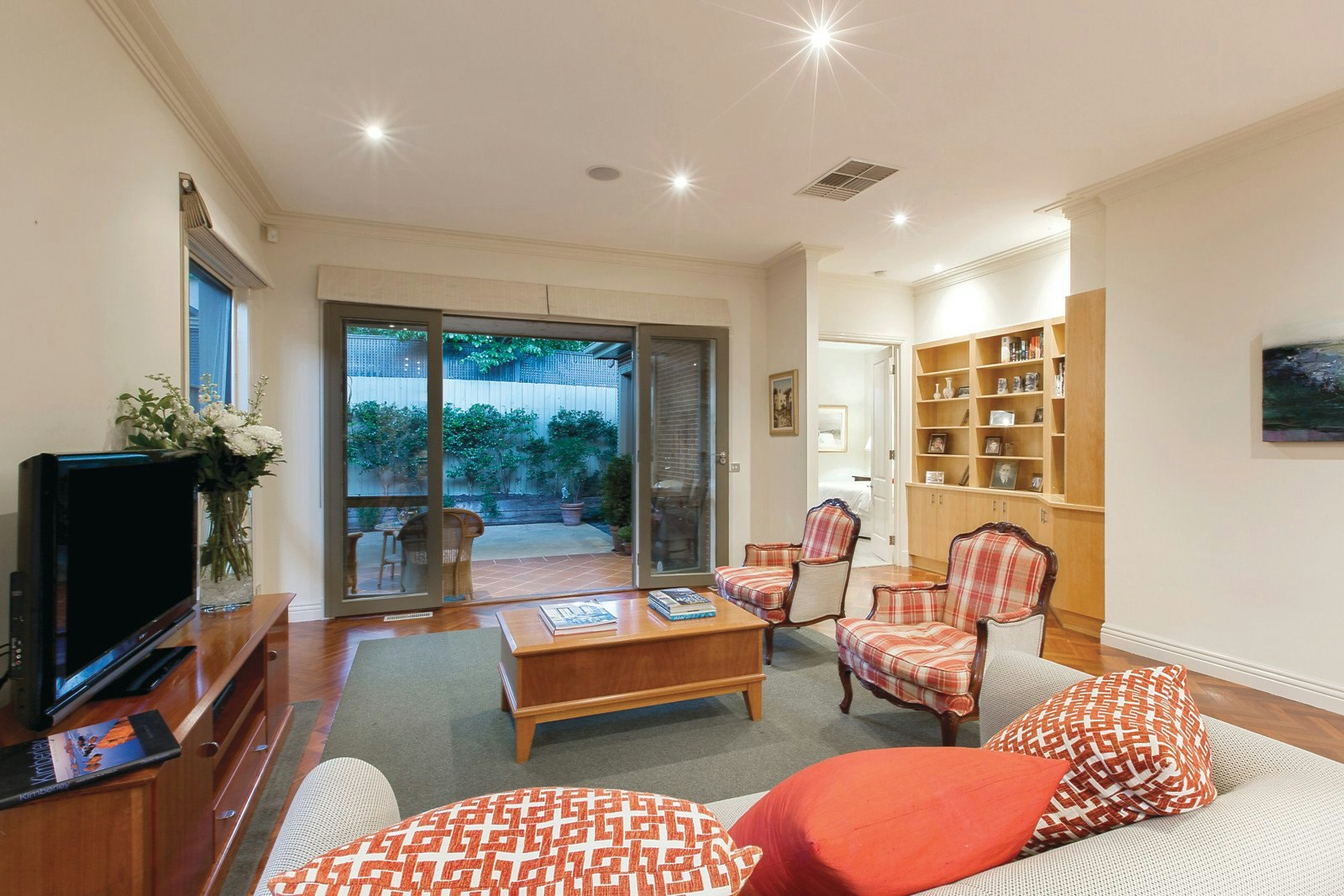 9 Gwenda Avenue, Canterbury, VIC