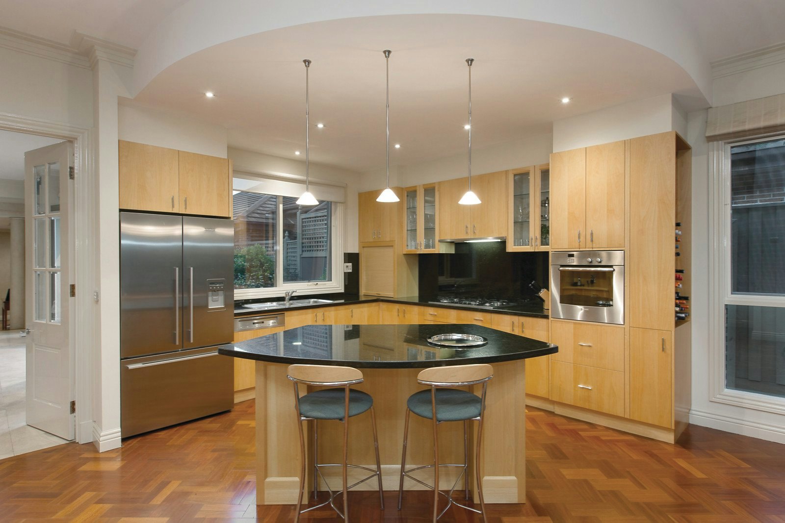 9 Gwenda Avenue, Canterbury, VIC