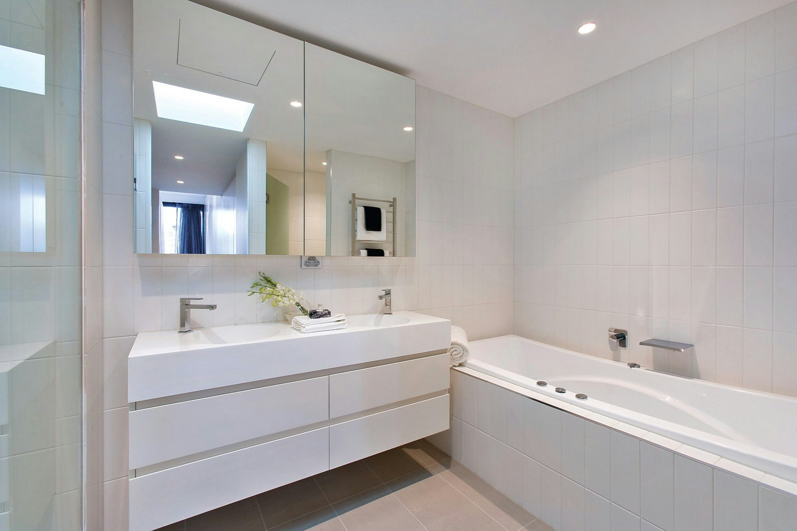 Penthouse,12 Spring Road, Malvern, VIC