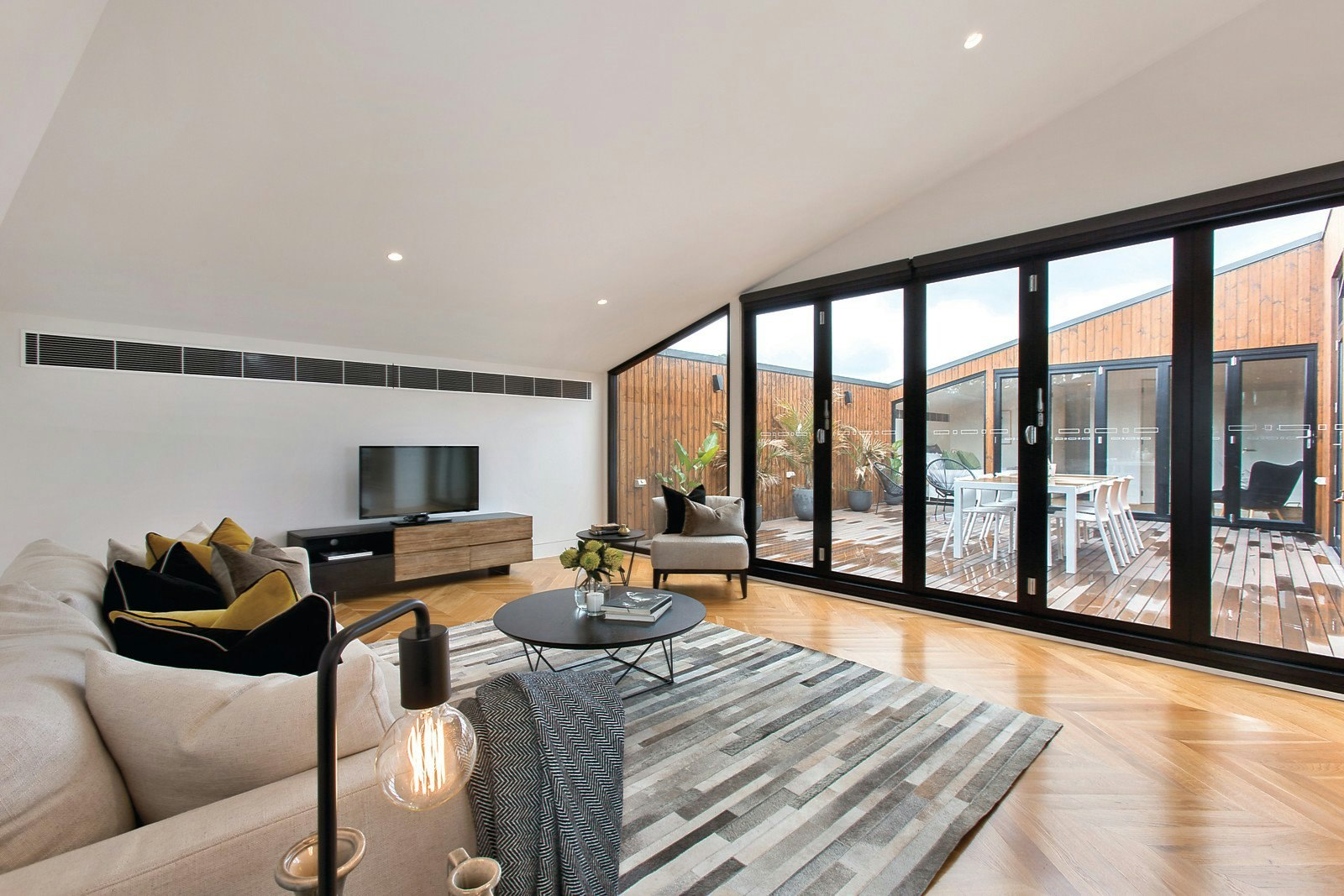 Penthouse,12 Spring Road, Malvern, VIC
