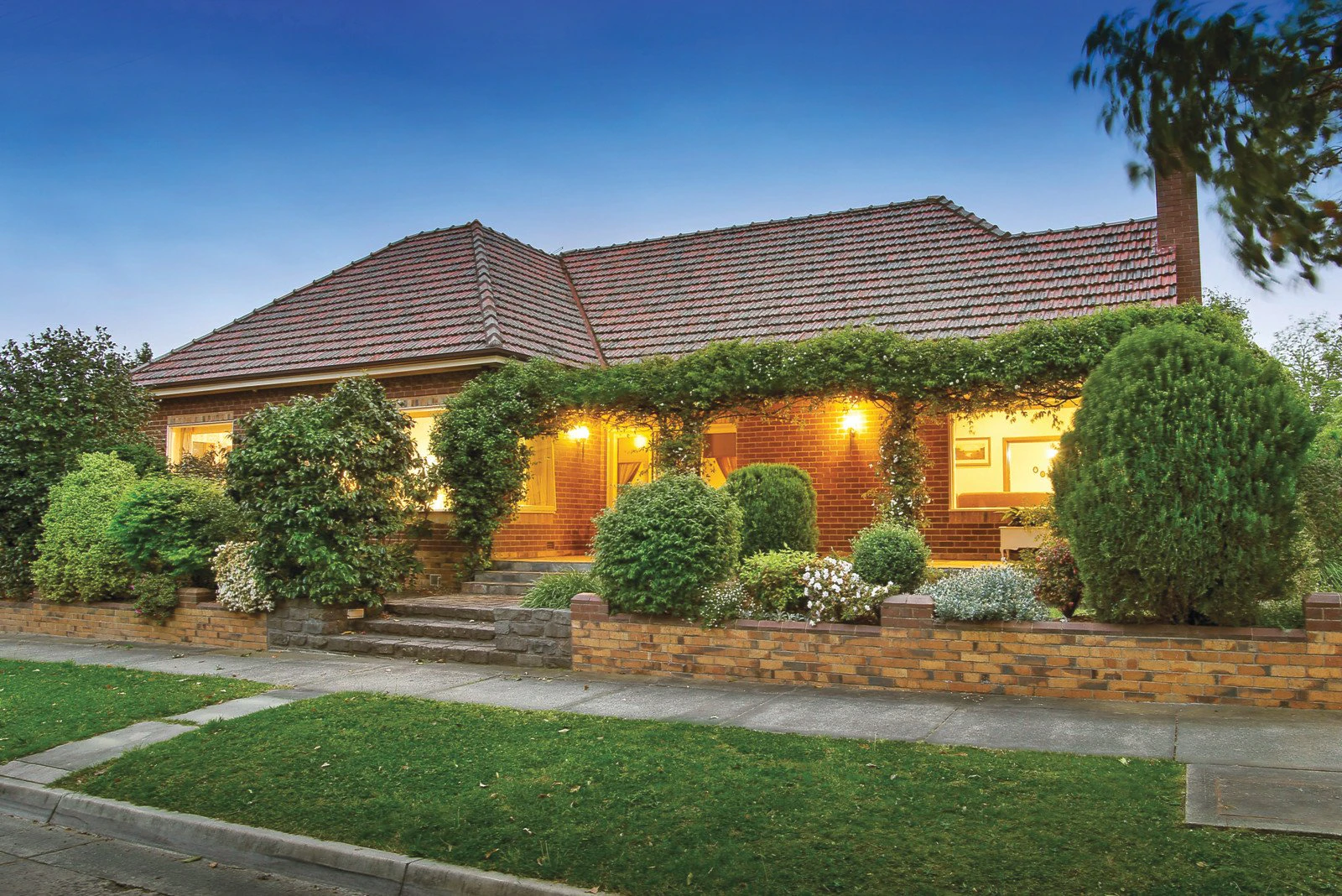 22 Inverness Way, Balwyn North, VIC