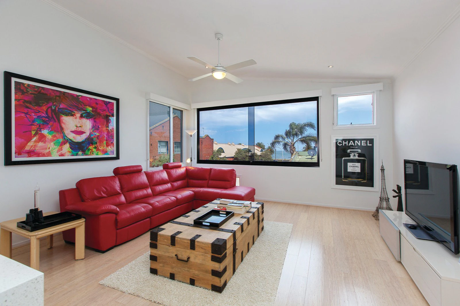 60/15 Beach Street, Port Melbourne, VIC