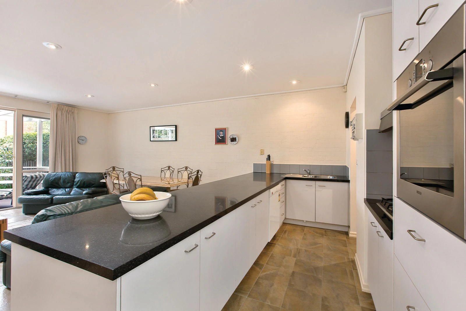 8A Barkly Avenue, Armadale, VIC