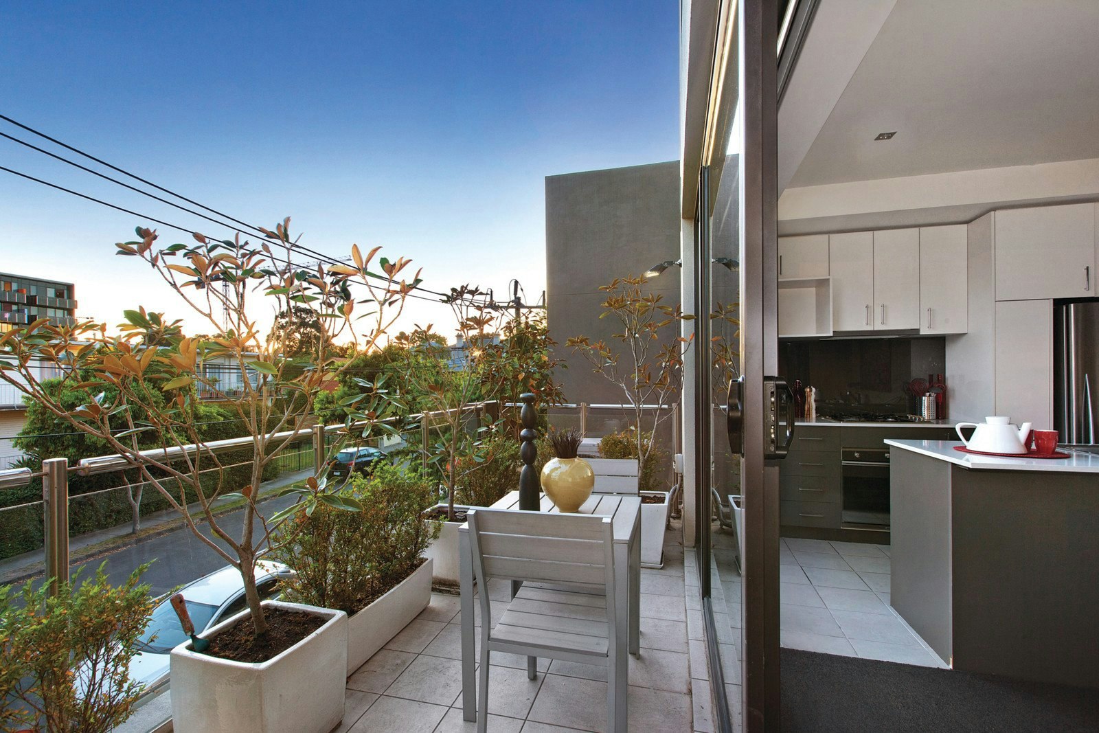 10/561 Glenferrie Road, Hawthorn, VIC