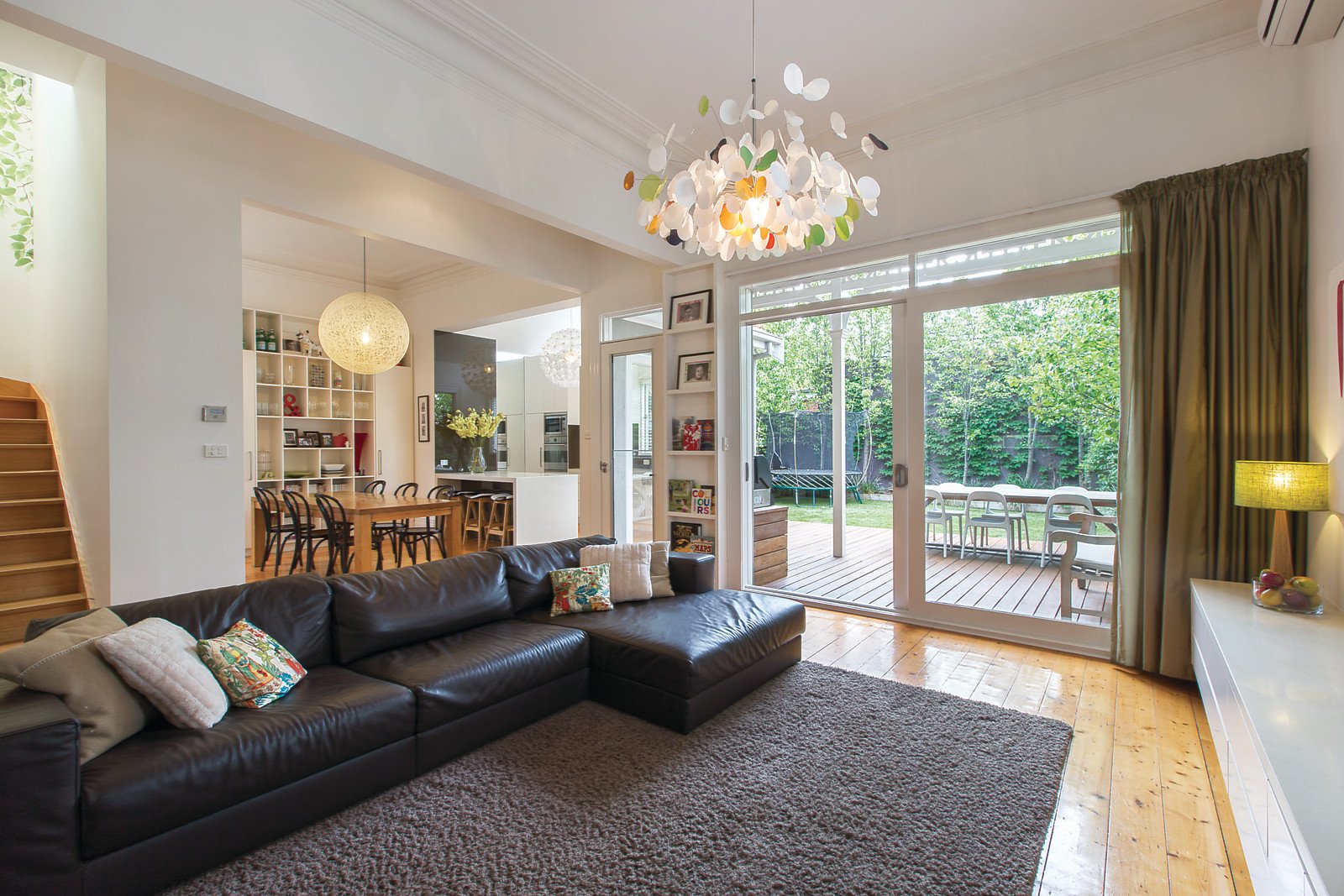 54 Armstrong Street, Middle Park - Thumbnail 2
