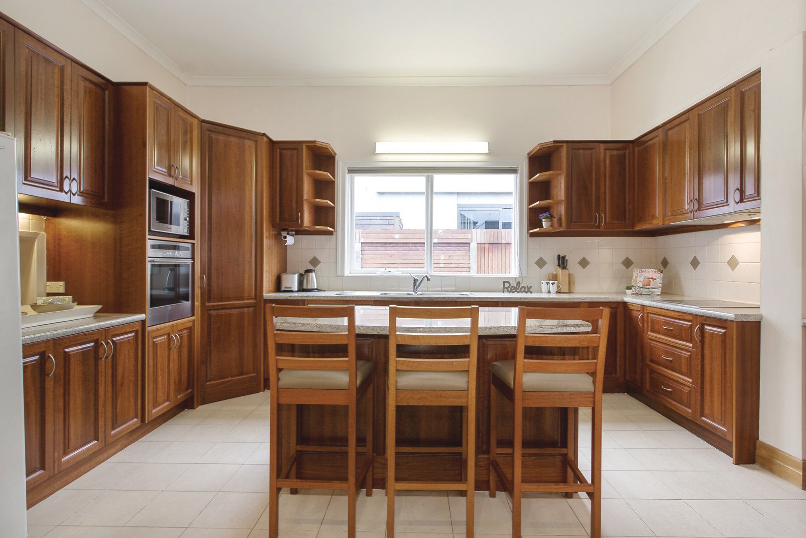 33 Callantina Road, Hawthorn - Thumbnail 4