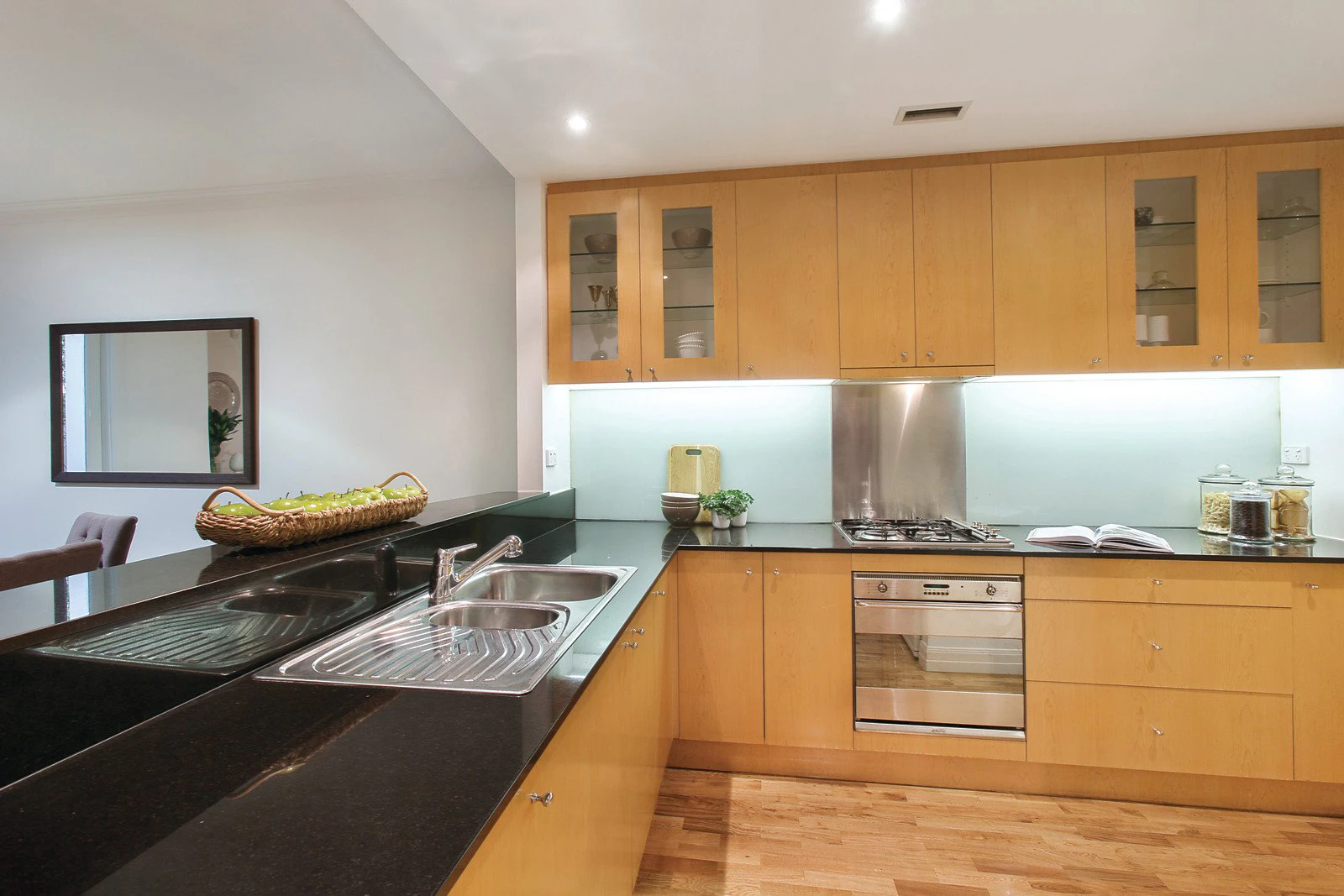 2/679 Toorak Road, Toorak, VIC