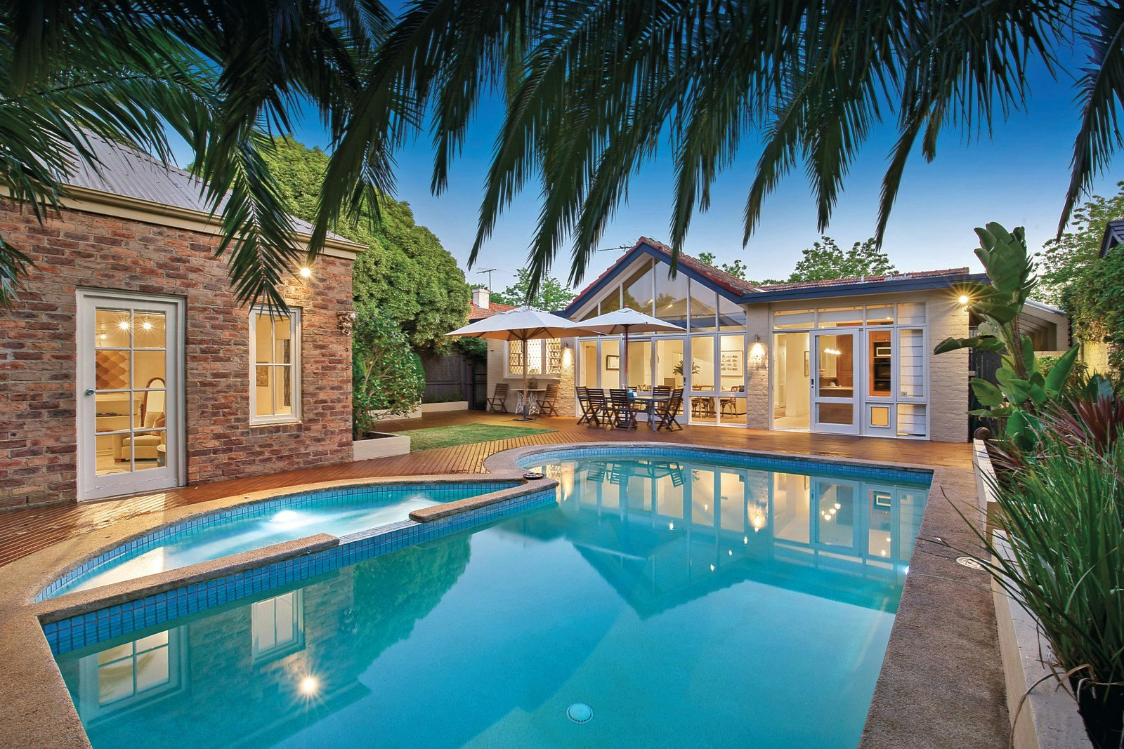 11 Davies Street, Malvern East, VIC