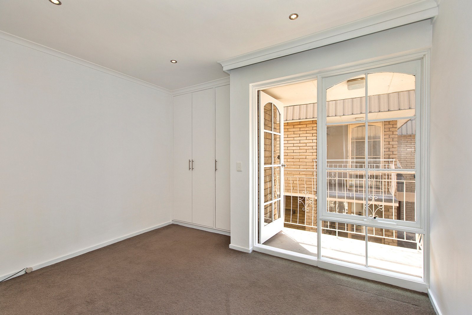 8/42 Elphin Grove, Hawthorn - Thumbnail 5