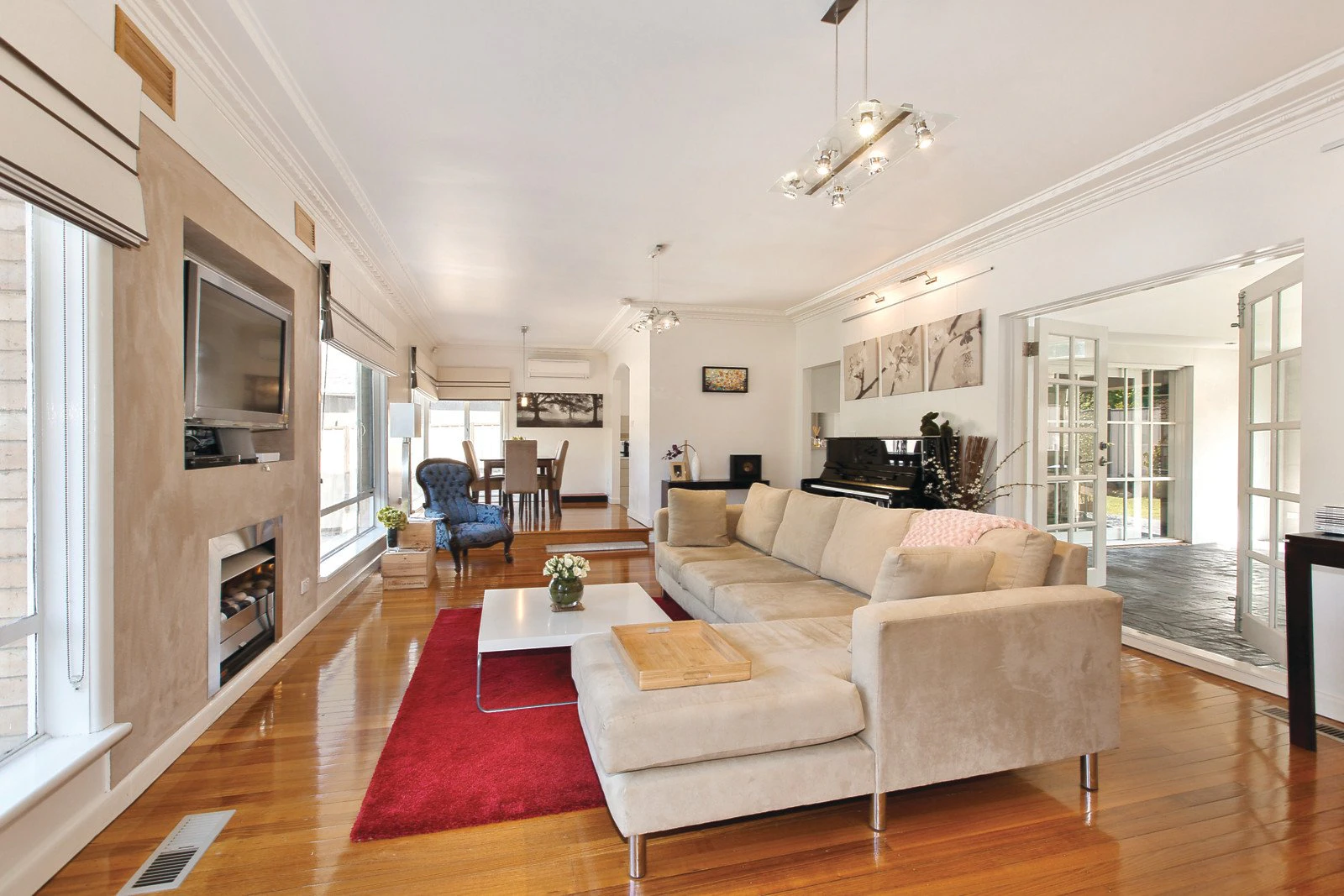 22 Woodlands Grove, Malvern East, VIC