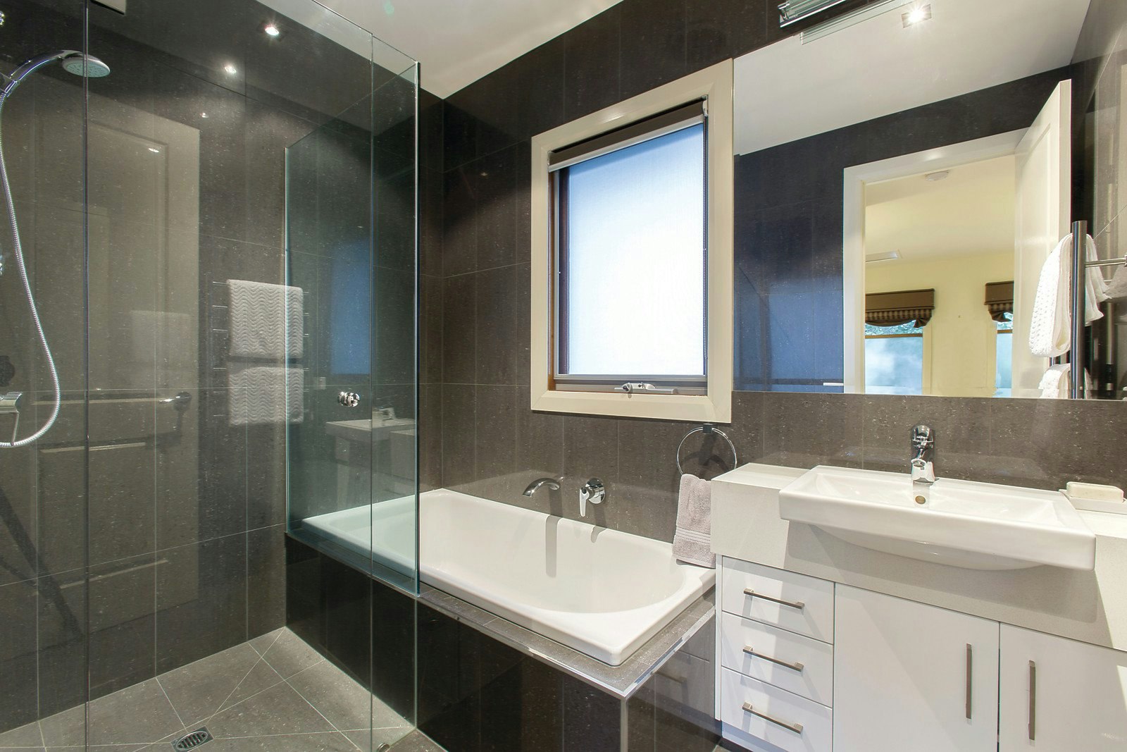 3/3 New Street, Surrey Hills, VIC