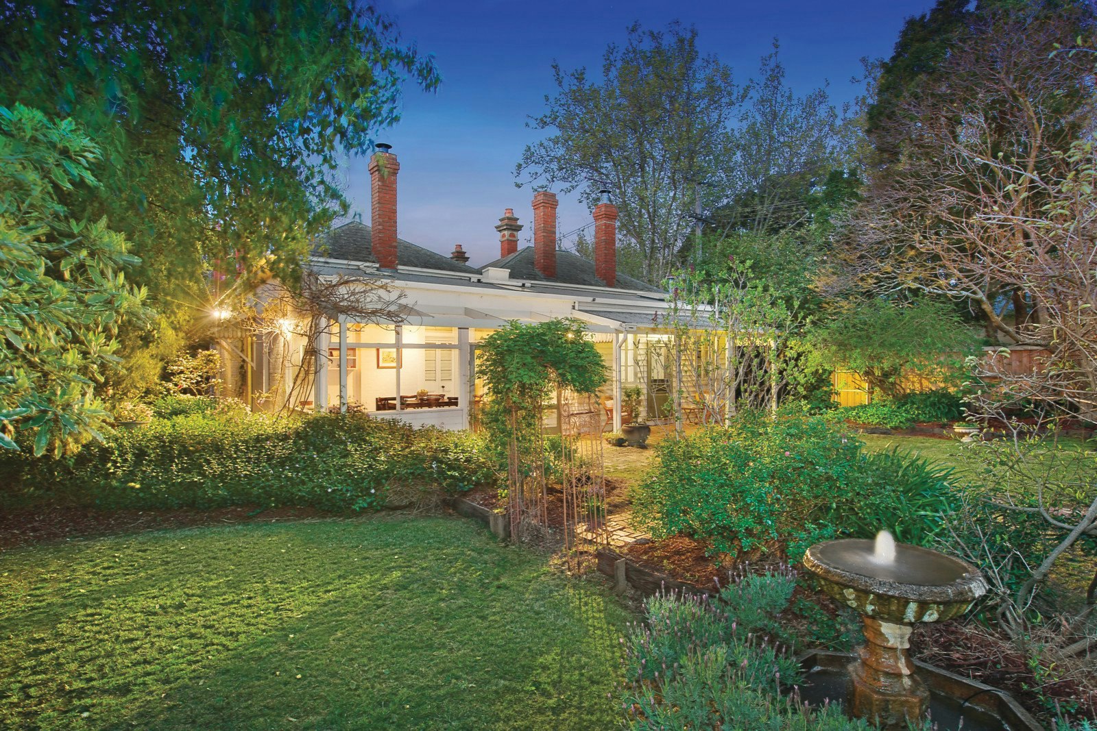 10 Victoria Road, Camberwell, VIC