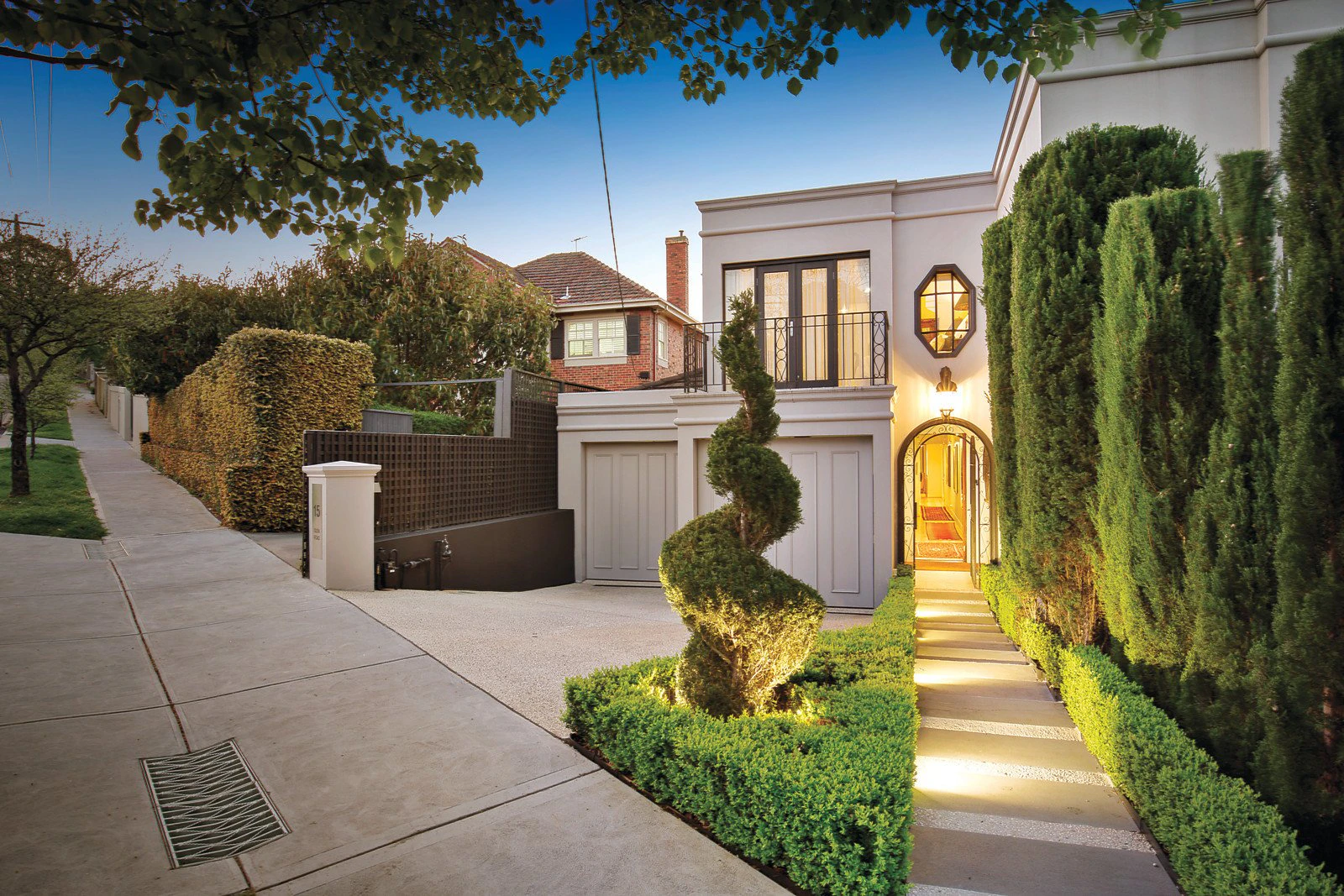 15 Glen Road, Toorak, VIC