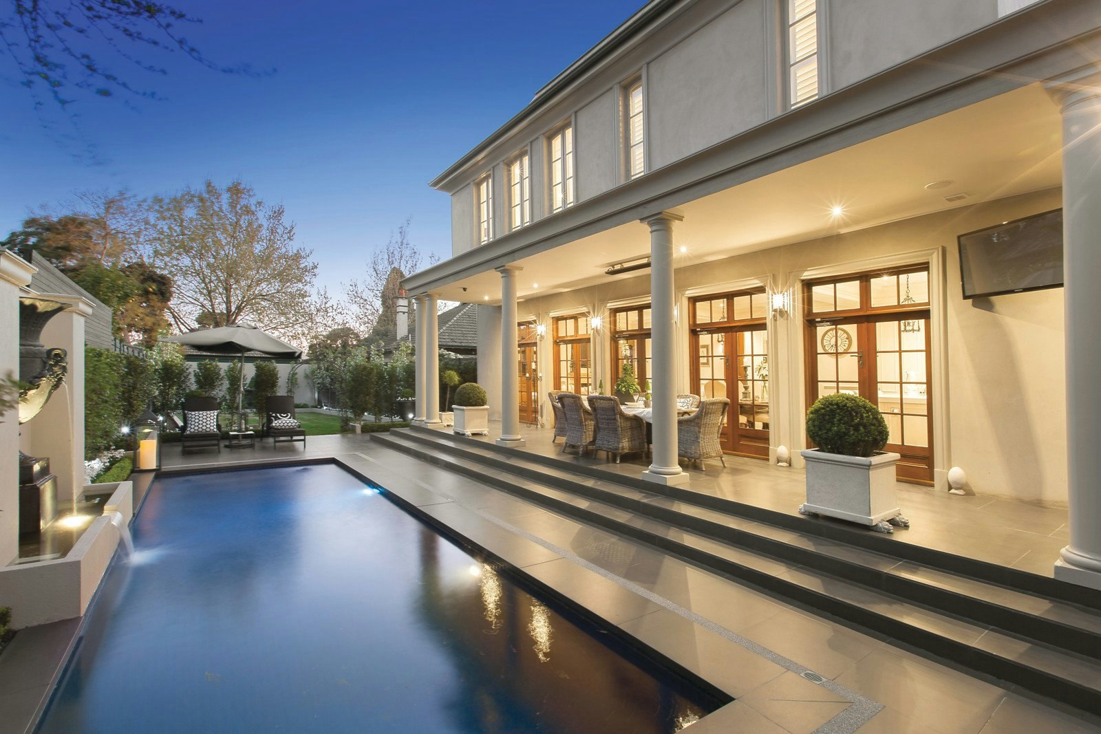 2a Alexandra Avenue, Canterbury, VIC