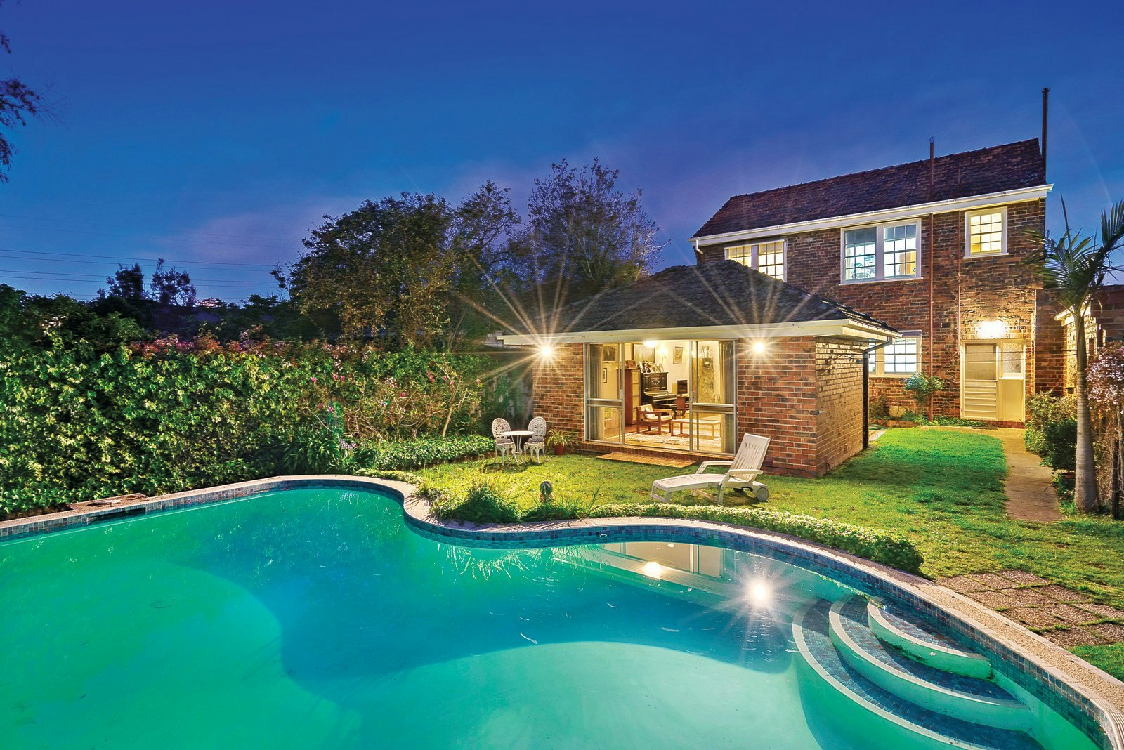 1 Carmelo Avenue, Malvern East, VIC