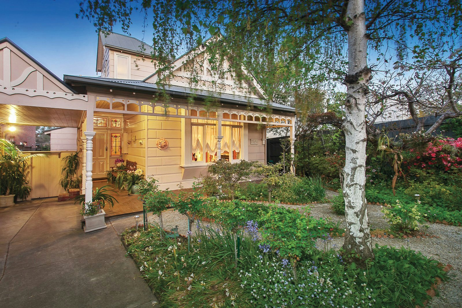 16 Glenview Avenue, Malvern, VIC