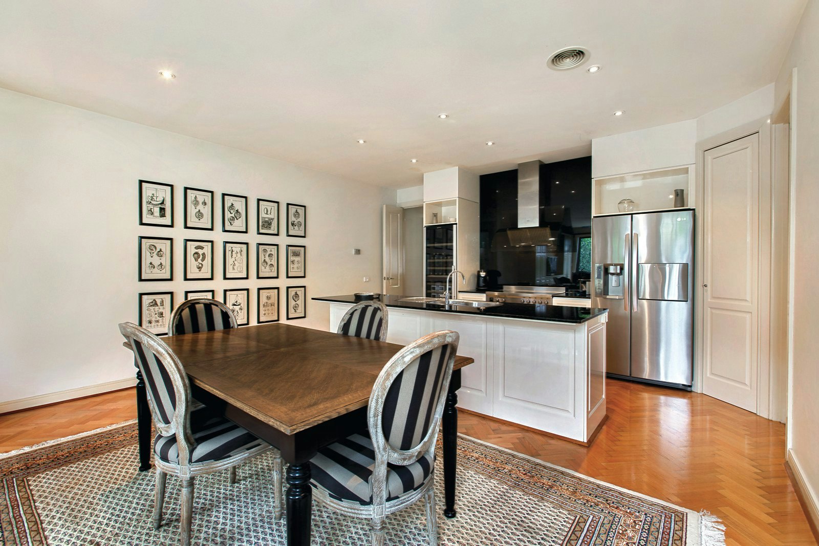 15 Glen Road, Toorak, VIC