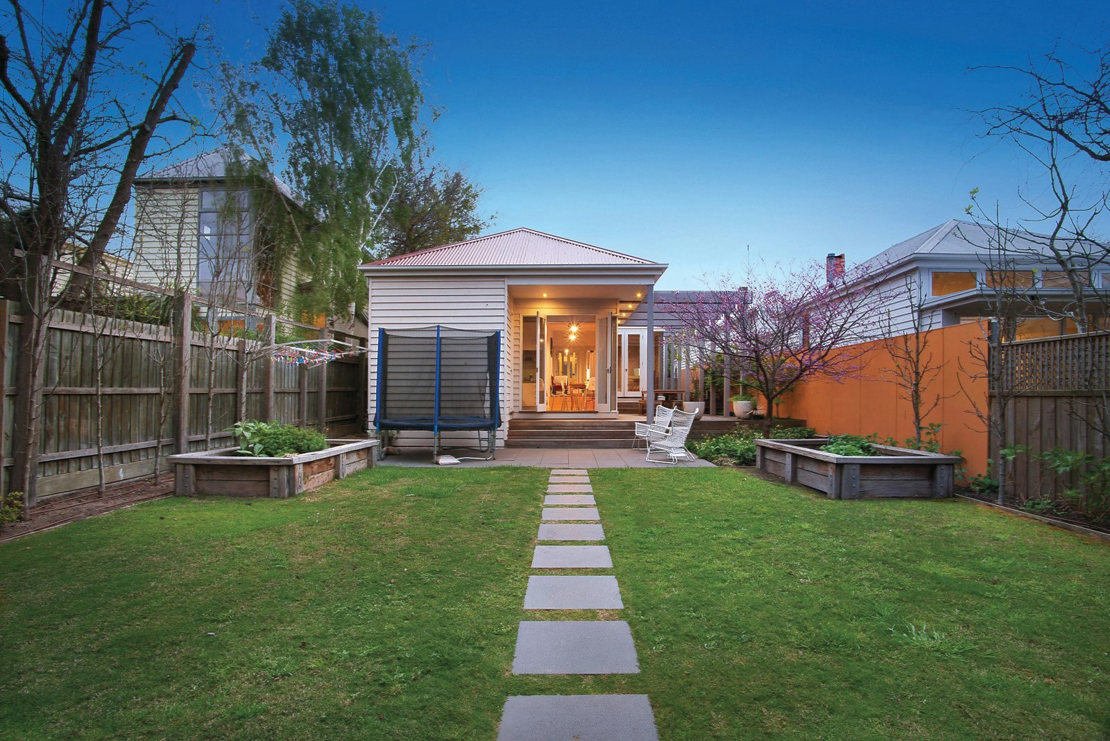 10 Fairbairn Road, Toorak, VIC