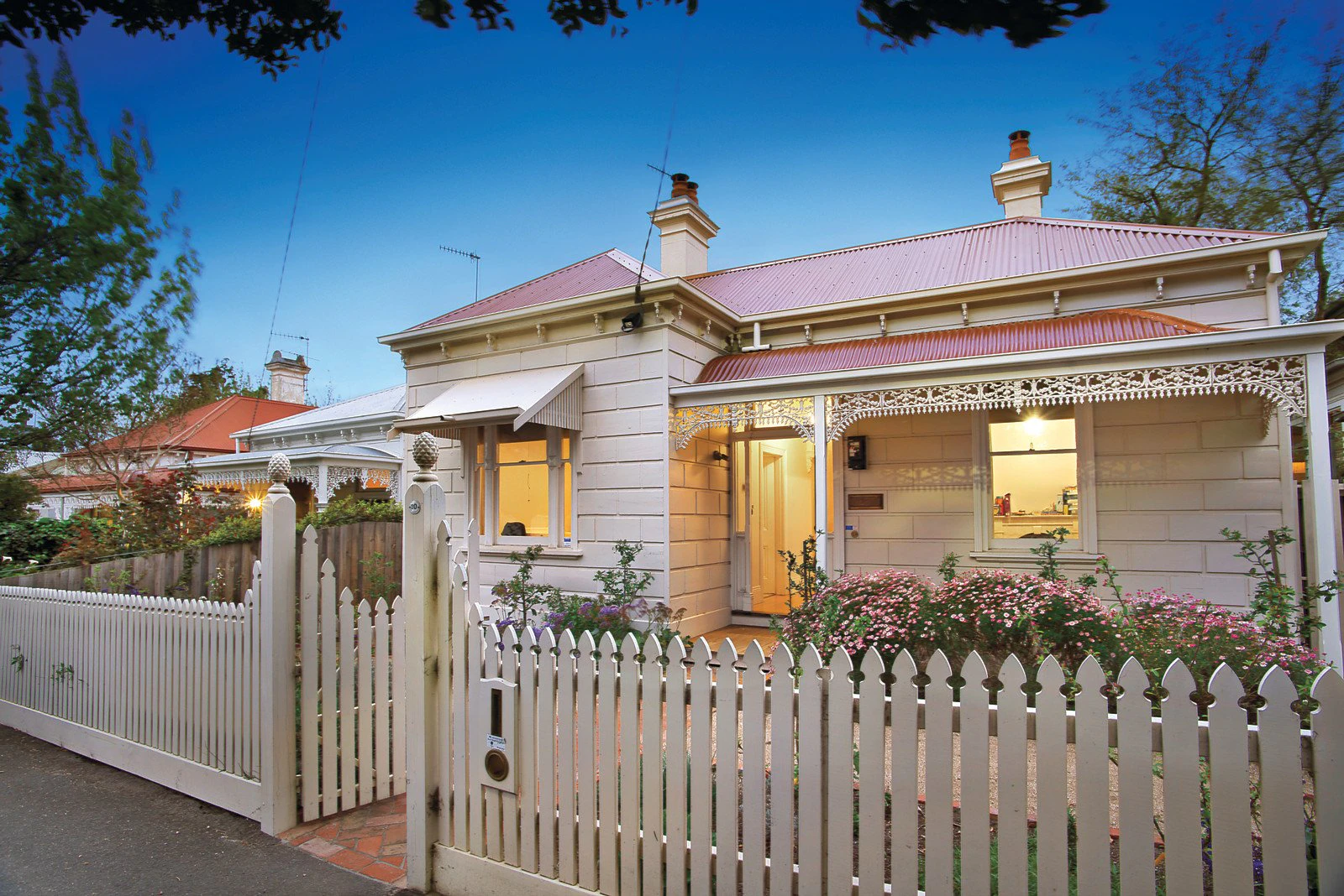 10 Fairbairn Road, Toorak, VIC