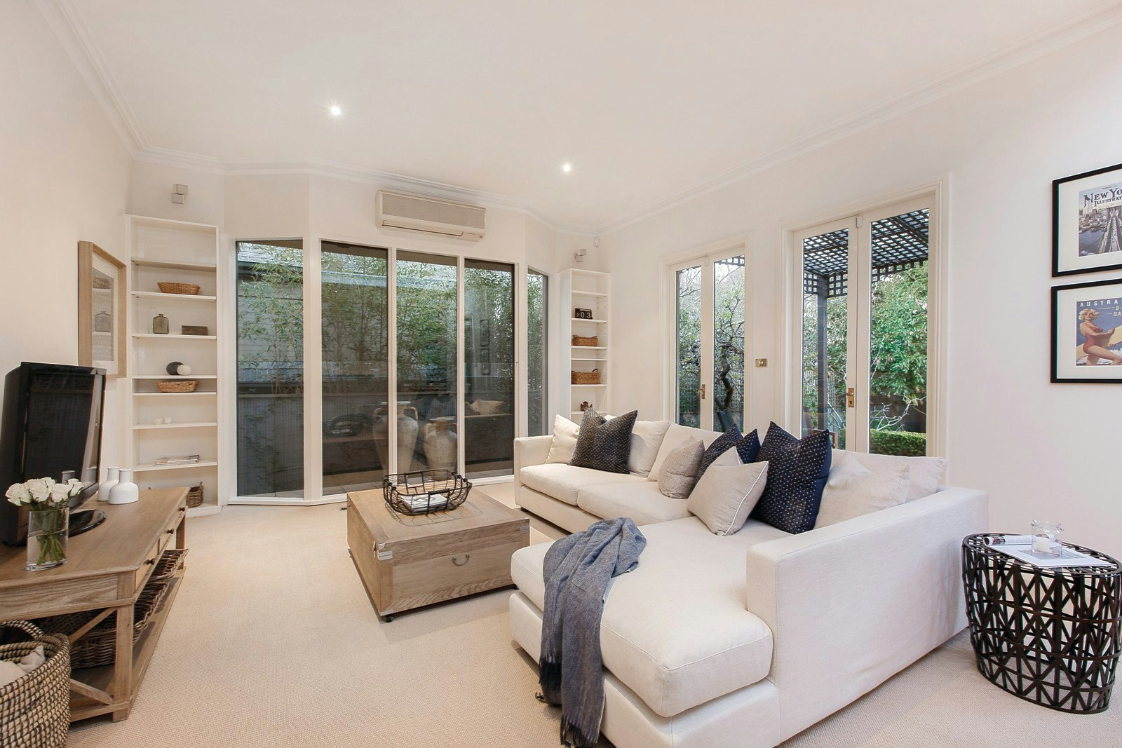 8 Canterbury Road, Toorak, VIC