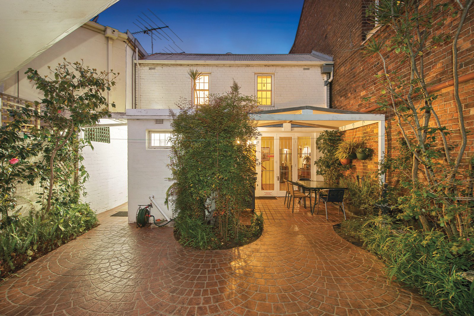 348 Park Street, South Melbourne - Thumbnail 2