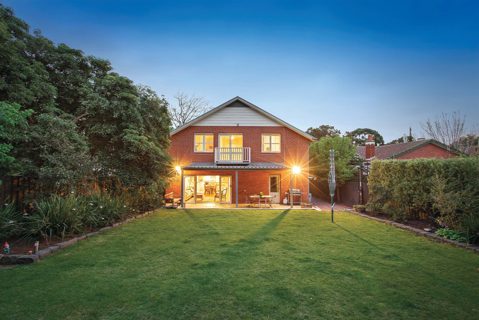 13 Compton Street, Canterbury, VIC
