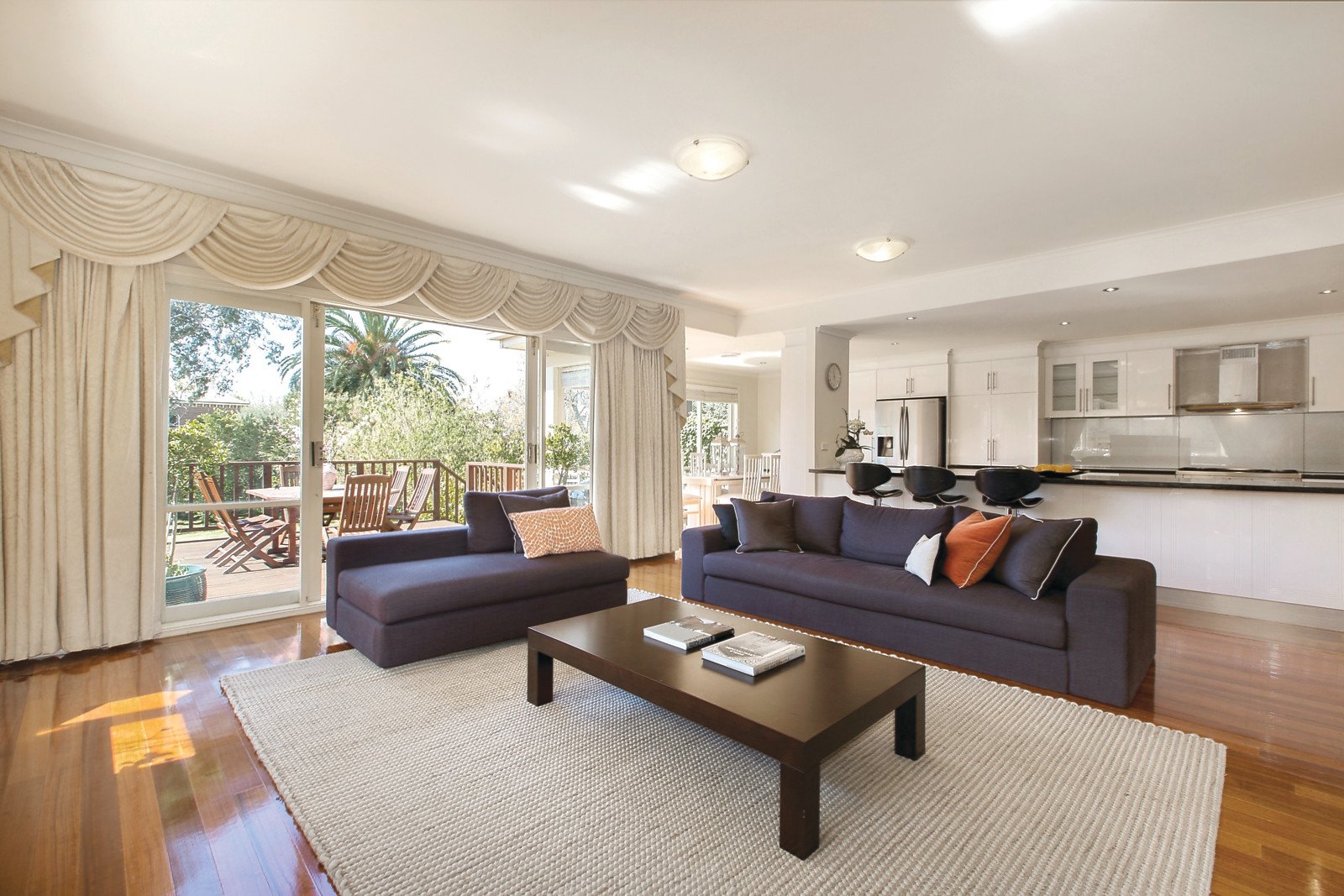 3 Glen Street, Hawthorn - Thumbnail 3