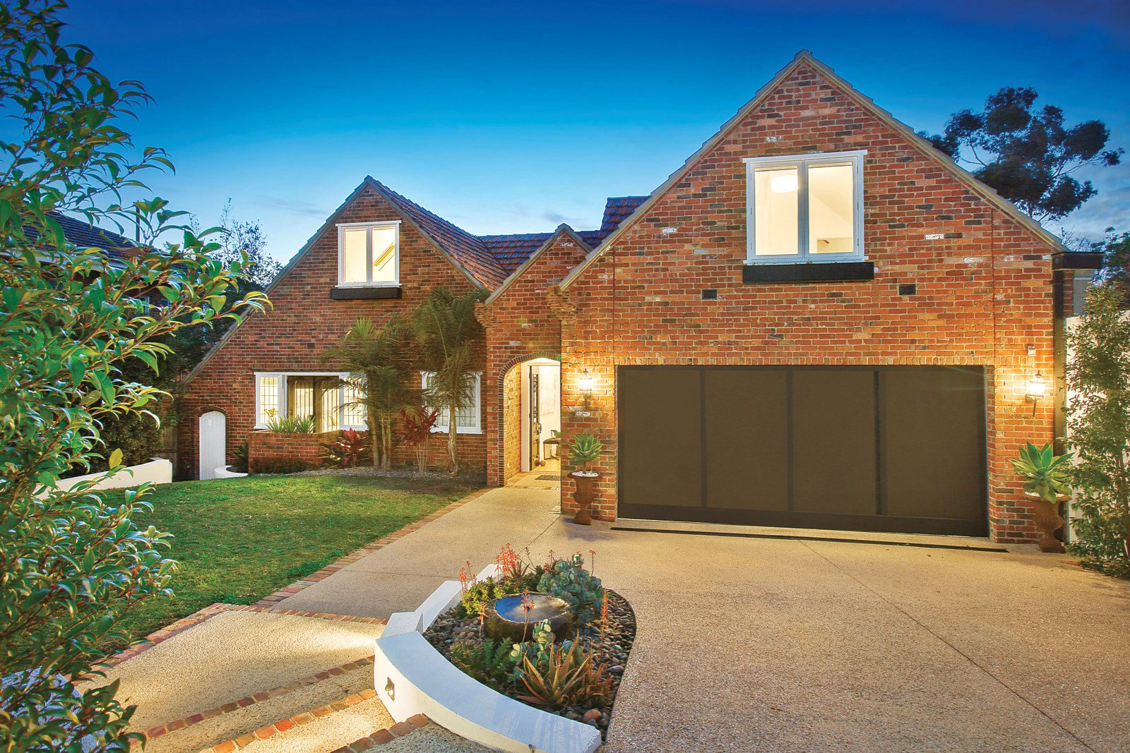 2 Hyton Crescent, Kew, VIC