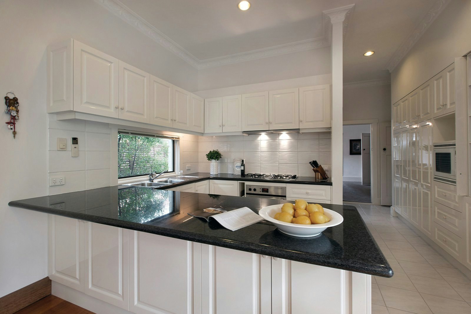 5 Montague Avenue, St Kilda East, VIC