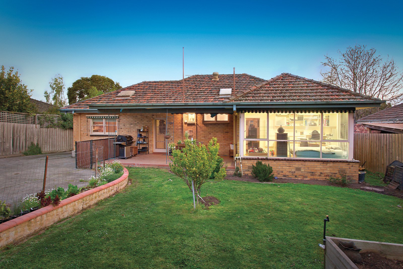 121 Broughton Road, Surrey Hills - Thumbnail 6