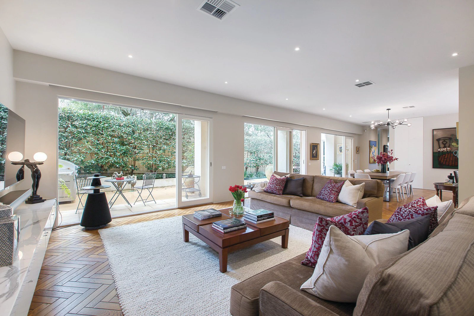 9 Elizabeth Street, Malvern, VIC