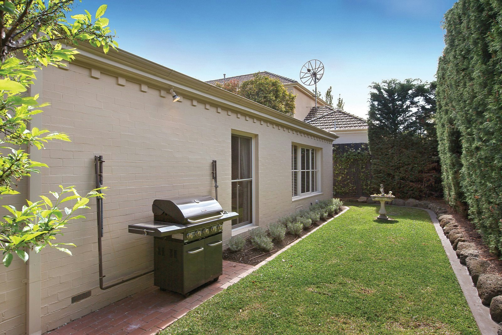 28 Mangarra Road, Canterbury, VIC