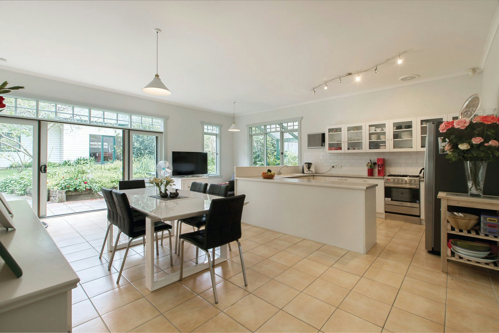 73 Guildford Road, Surrey Hills, VIC