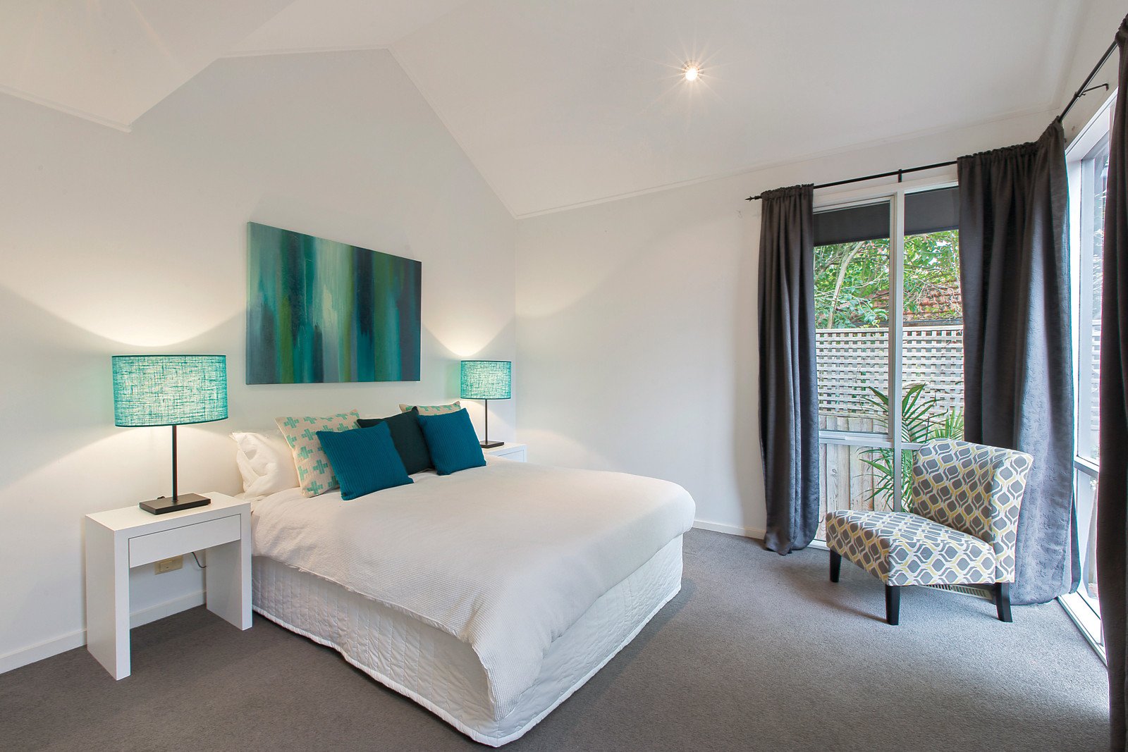 2/7 Henry Street, Balwyn - Thumbnail 5